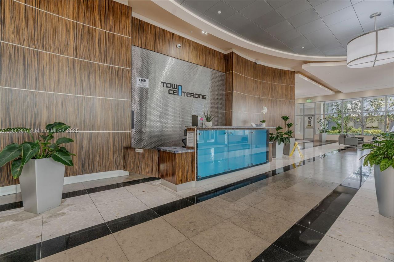 8950 SW 74th Ct, Unit 2001, Miami, FL 33156 Photo