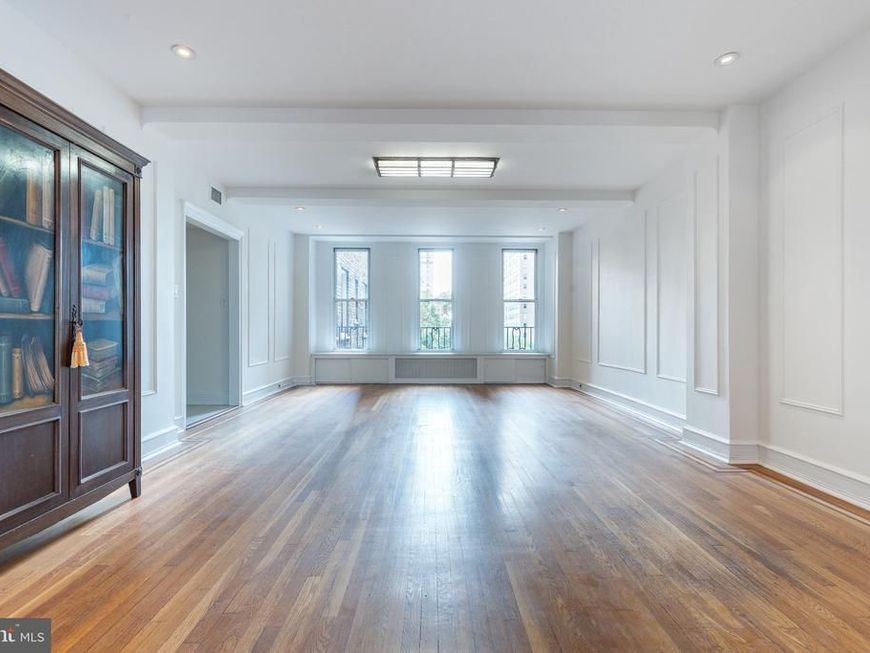 1901 Walnut Street, Unit 5E, Philadelphia, PA 19103 Main Photo