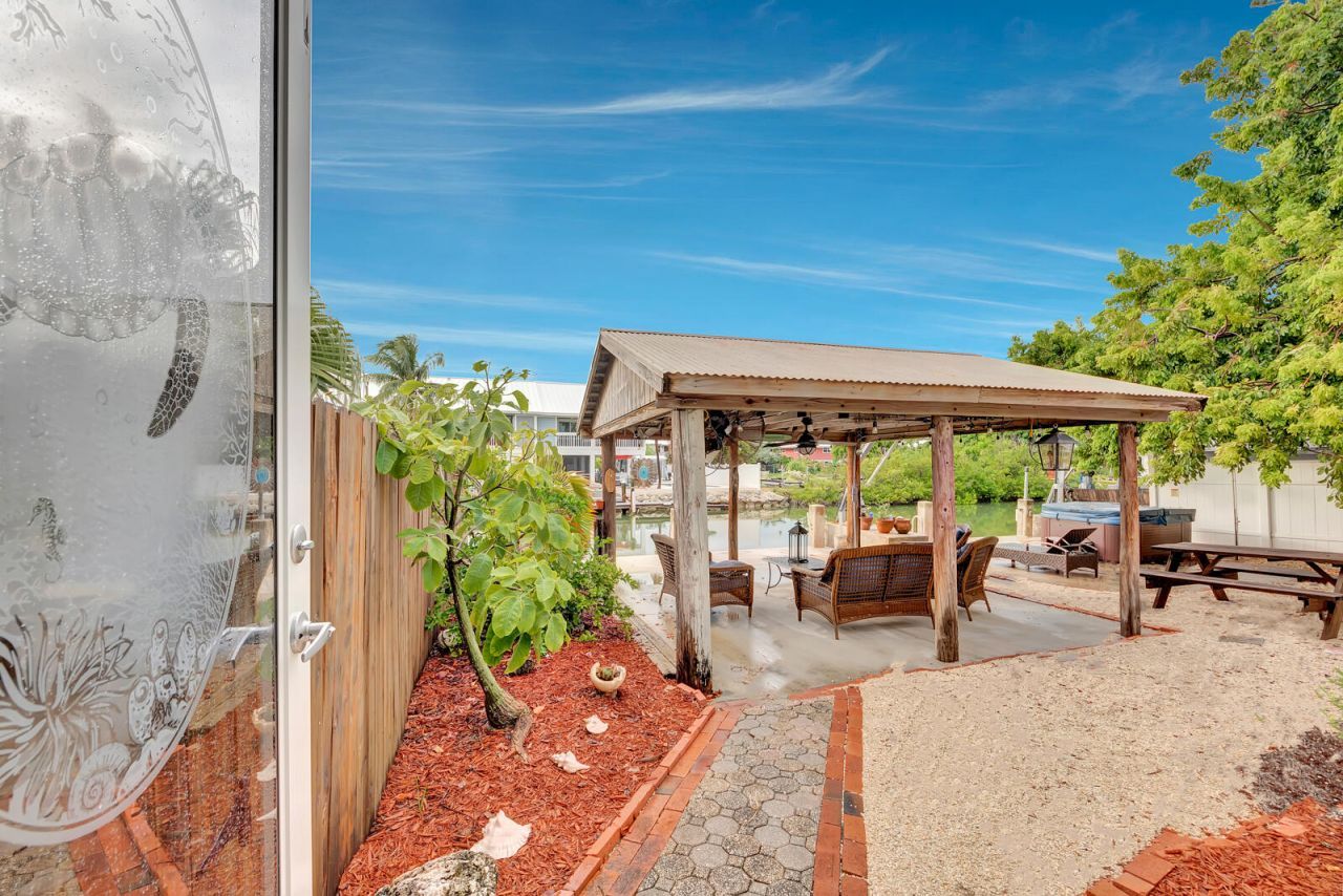 308 Sombrero Beach Road, Unit 1 & 3, Marathon, FL 33050 Photo