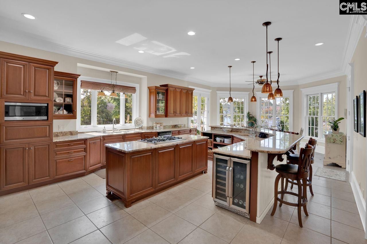 404 Jasmine Key Lane Photo 11