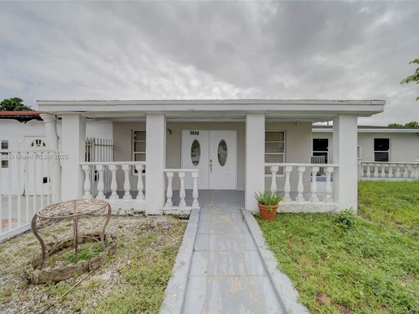 5040 NW 197 ST, Miami, FL 33055