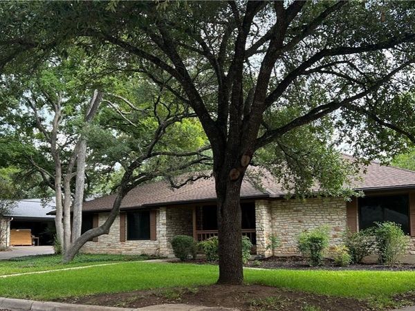 3502 Apache Forest Drive, Austin, TX 78739