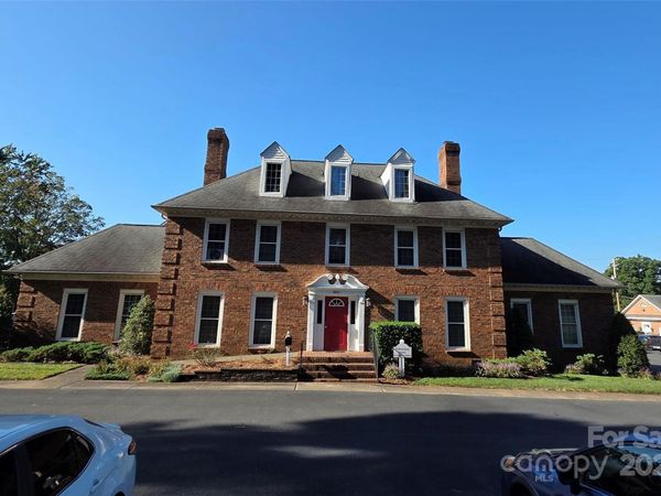 5511 Monroe Road, Charlotte, NC 28212