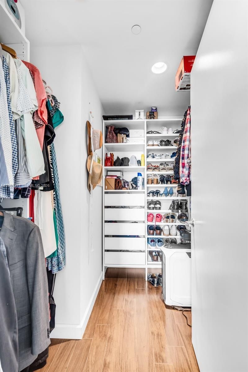 1060 Brickell Ave, Unit 3601, Miami, FL 33131 Photo