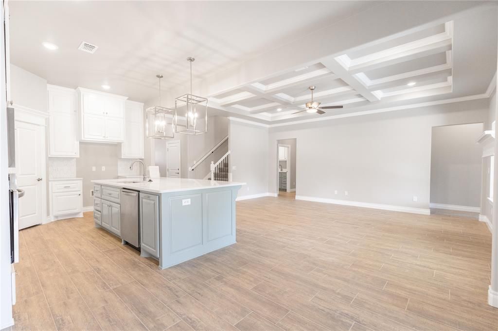 3132 Porter Drive, Edmond, OK 73012 Main Photo