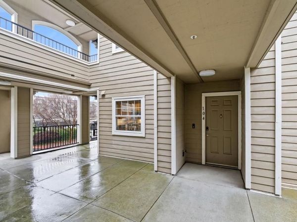 852 Diablo Avenue, Unit 104, Novato, CA 94947