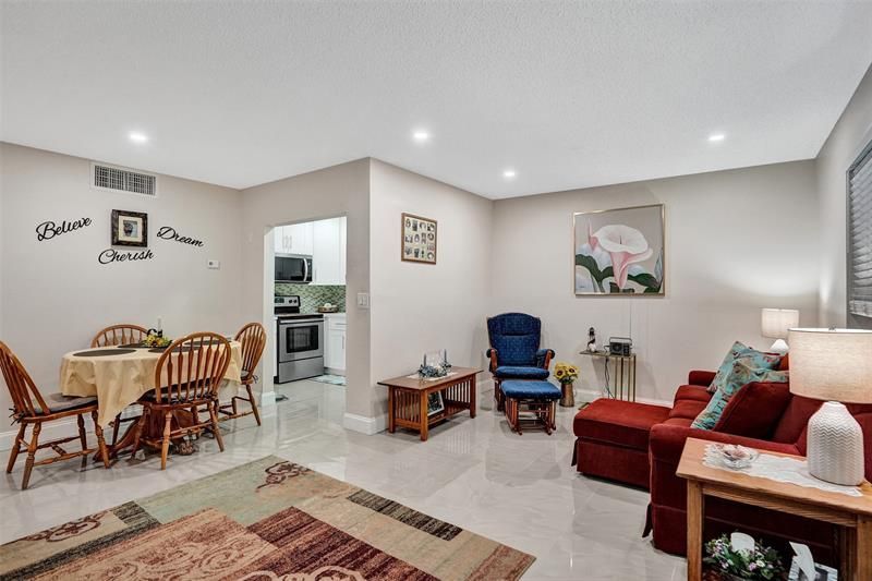 4980 E Sabal Palm Boulevard, Unit 124, Tamarac, FL 33319 Photo