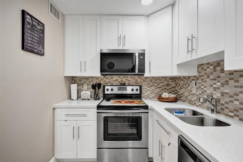 4980 E Sabal Palm Boulevard, Unit 124, Tamarac, FL 33319 Photo