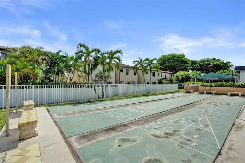 4980 E Sabal Palm Boulevard, Unit 124, Tamarac, FL 33319 Photo