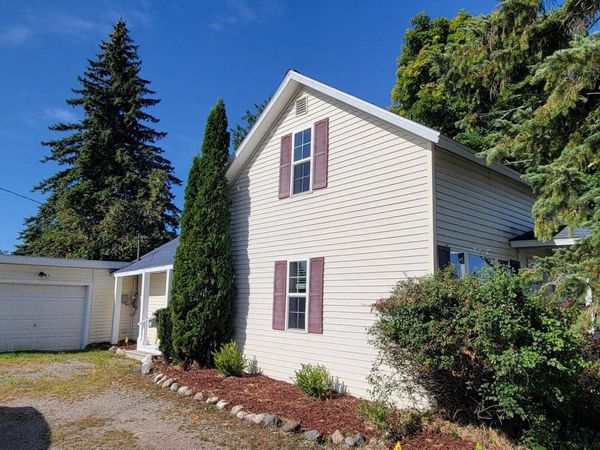 172 E Lincoln Avenue, Cheboygan, MI 49721