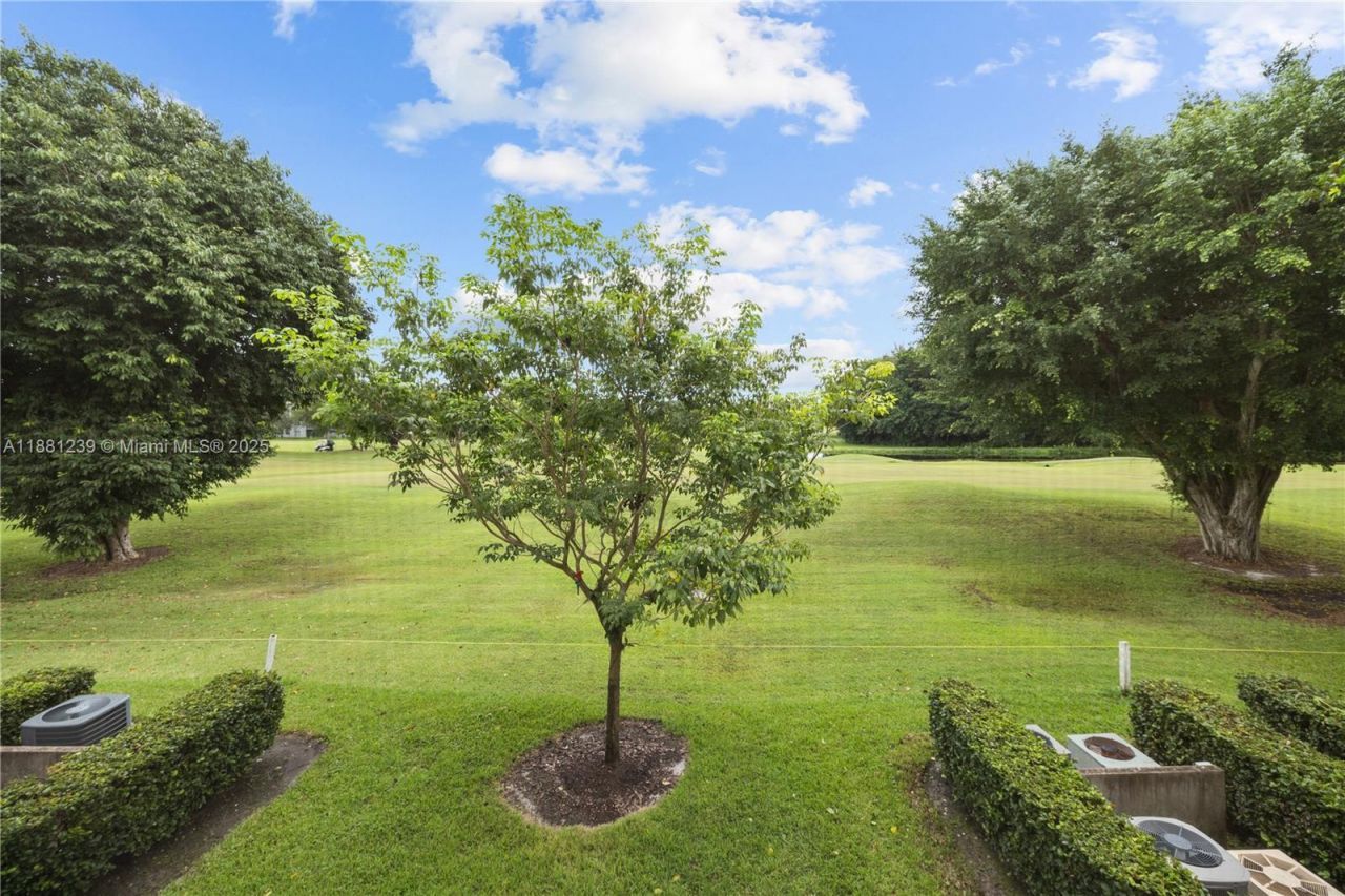 901 SW 128th Ave, Unit 212E, Pembroke Pines, FL 33027 Photo