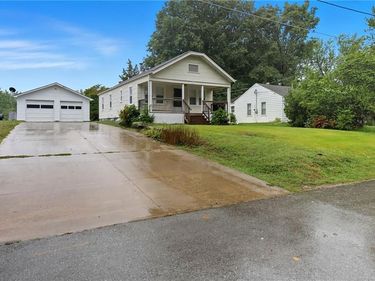 2935 NE Walnut Road, Avondale, MO 64117