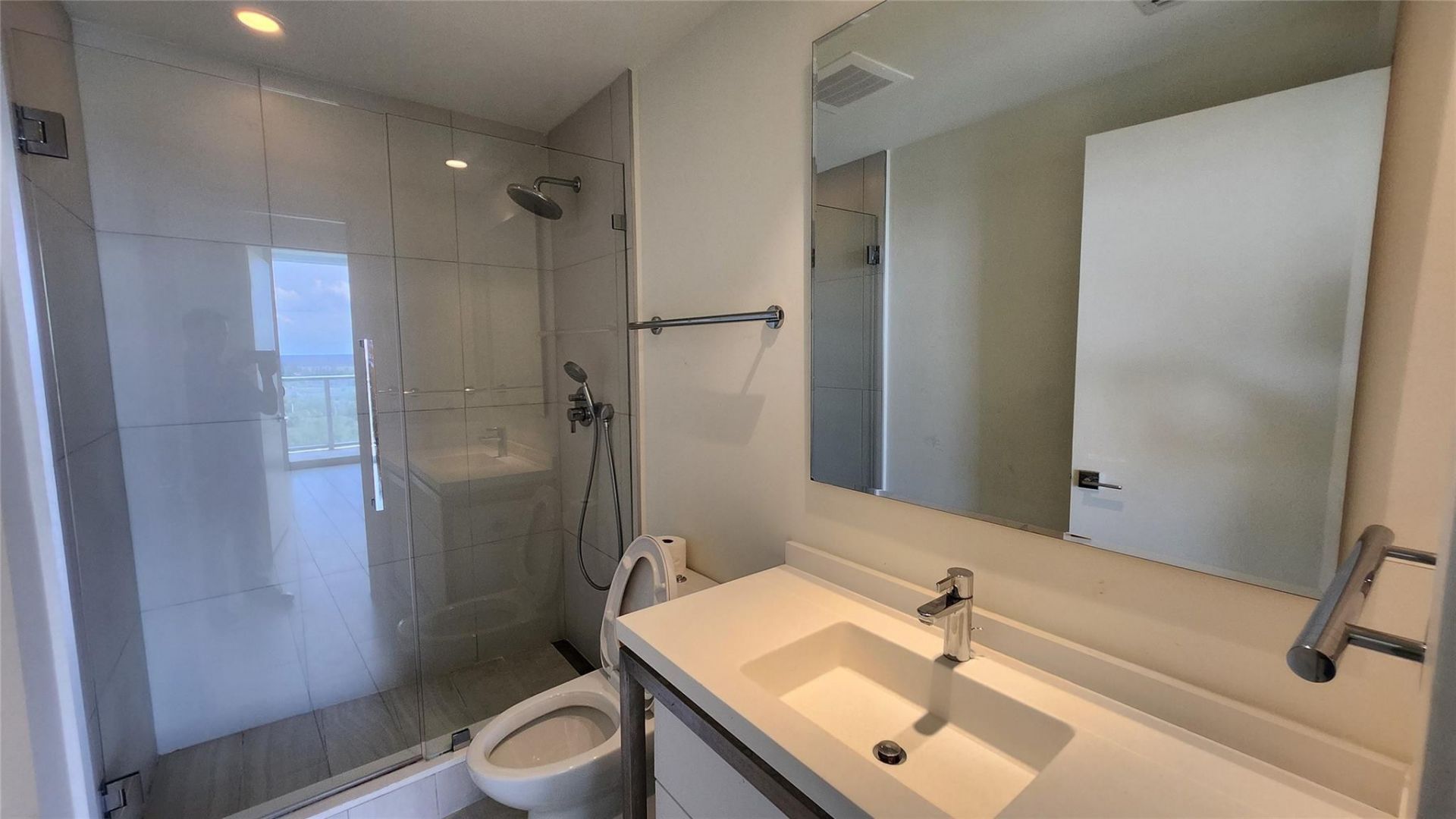 2000 Metropica Way, Unit 1501, Sunrise, FL 33323 Photo