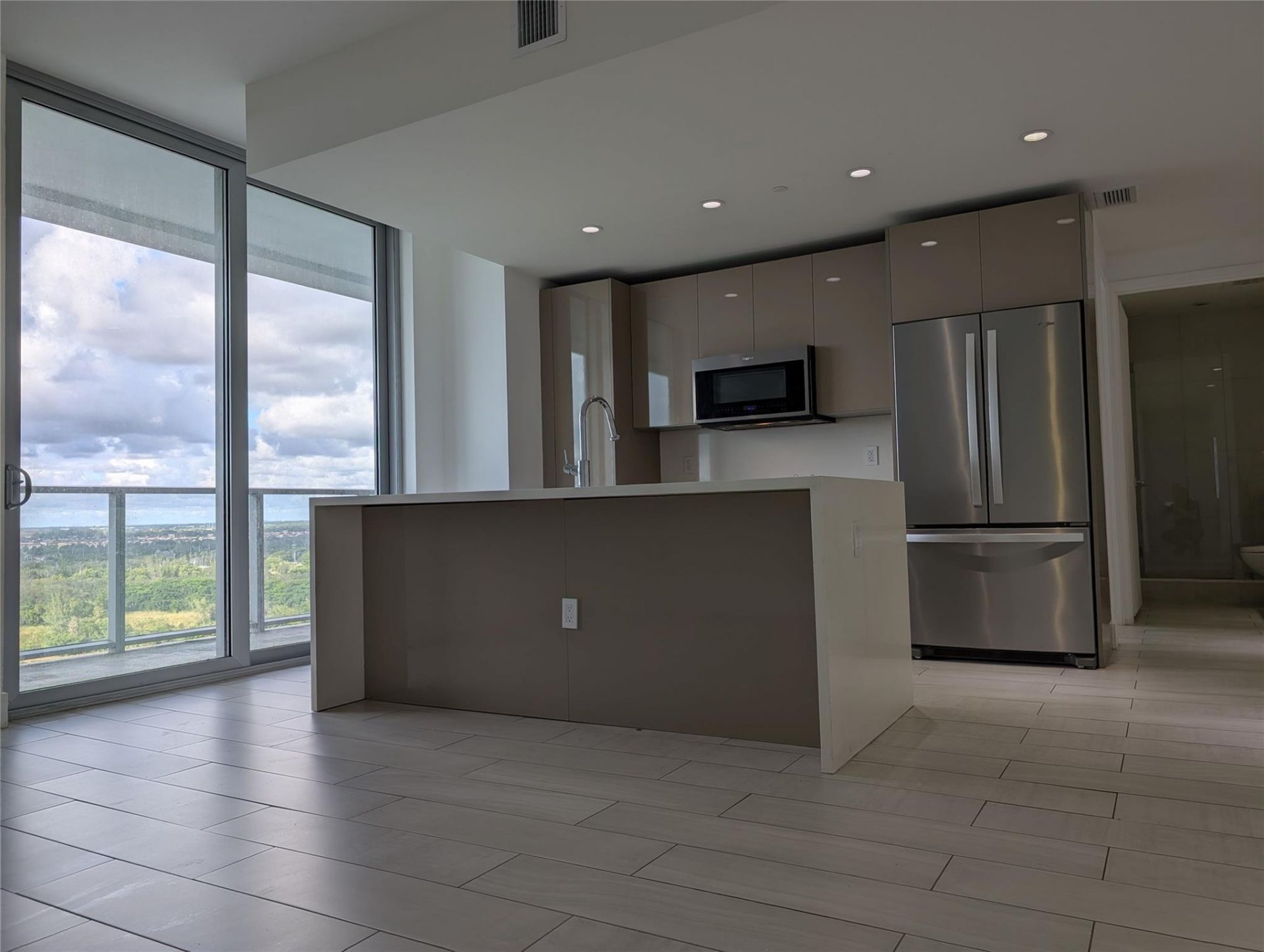 2000 Metropica Way, Unit 1501, Sunrise, FL 33323 Photo