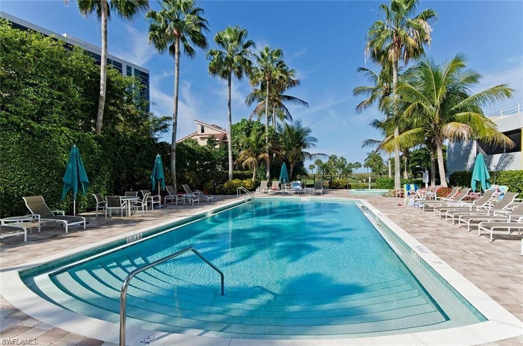 4751 Gulf Shore Blvd N, Unit 1202, Naples, FL 34103 Photo