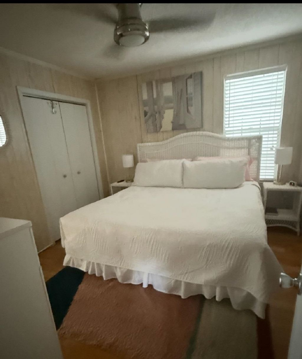 6001-1757 S Kings Hwy. Photo 20