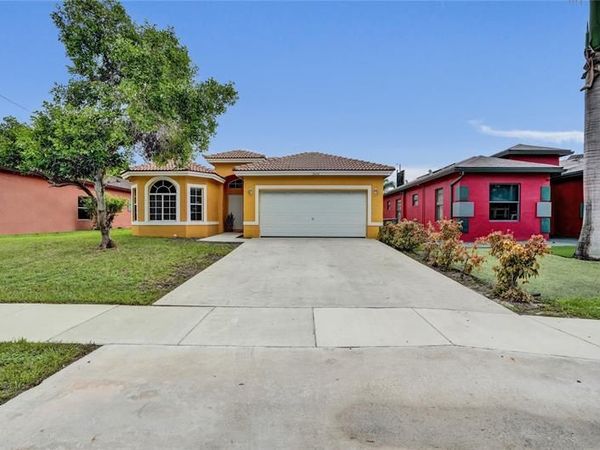 3020 NW 10th Ct, Fort Lauderdale, FL 33311