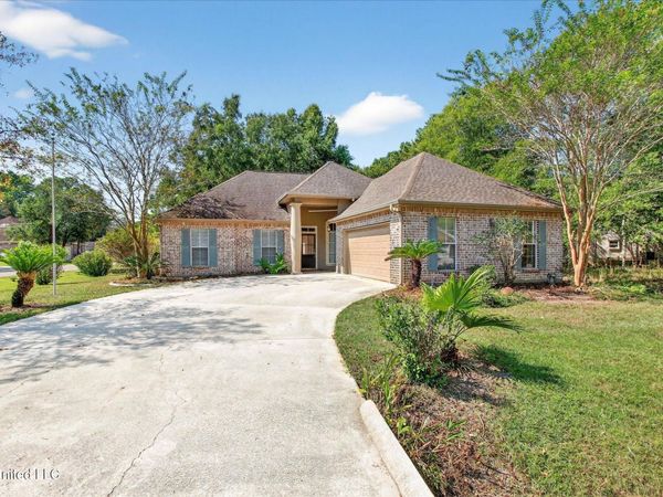 7310 Ahi Drive, Diamondhead, MS 39525