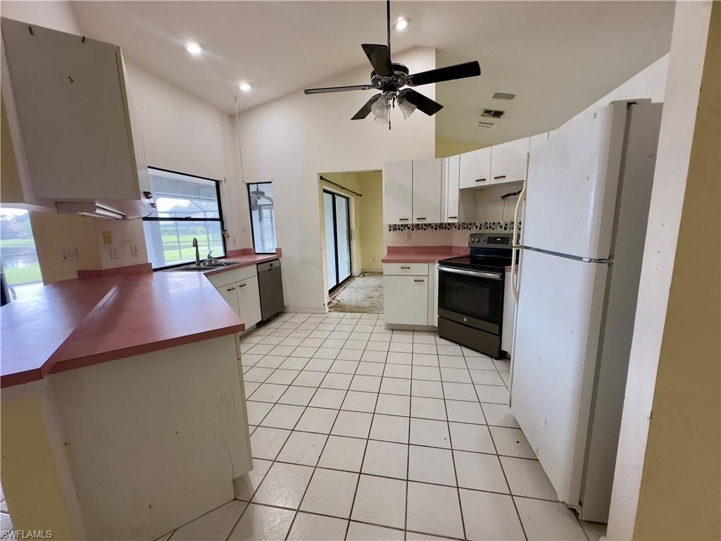 9382 Pineapple Rd, Fort Myers, FL 33967 Photo
