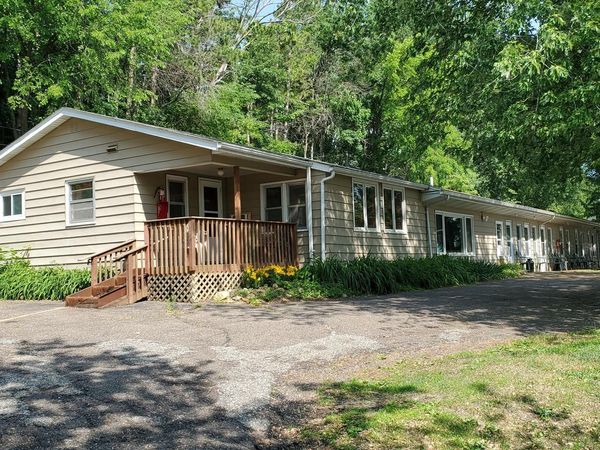 s1638 State Road 35, Alma, WI 54610