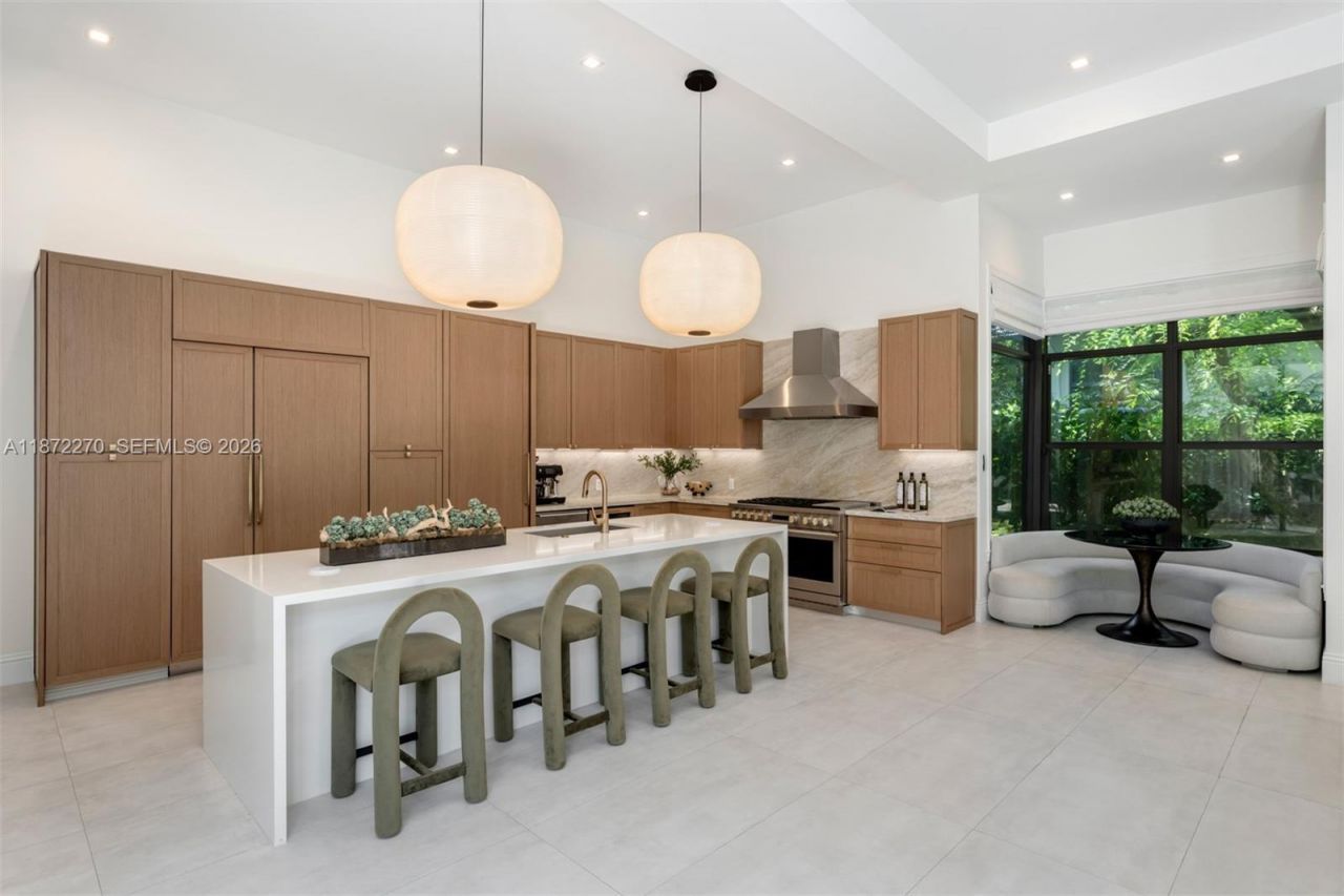 9445 SW 72nd Ct, Pinecrest, FL 33156 Photo