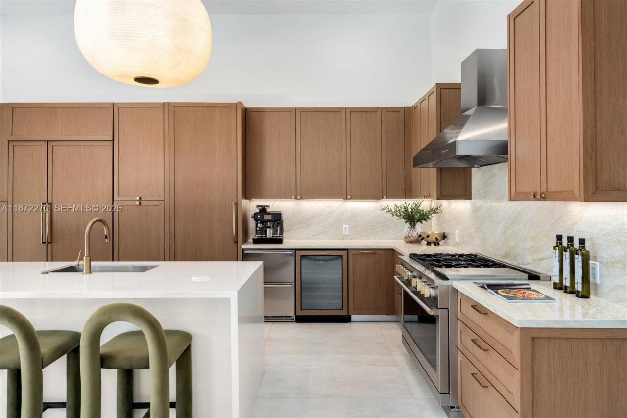 9445 SW 72nd Ct, Pinecrest, FL 33156 Photo