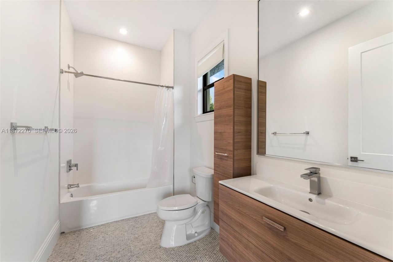 9445 SW 72nd Ct, Pinecrest, FL 33156 Photo