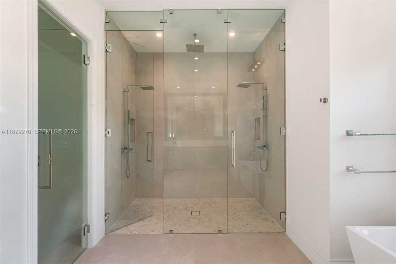 9445 SW 72nd Ct, Pinecrest, FL 33156 Photo