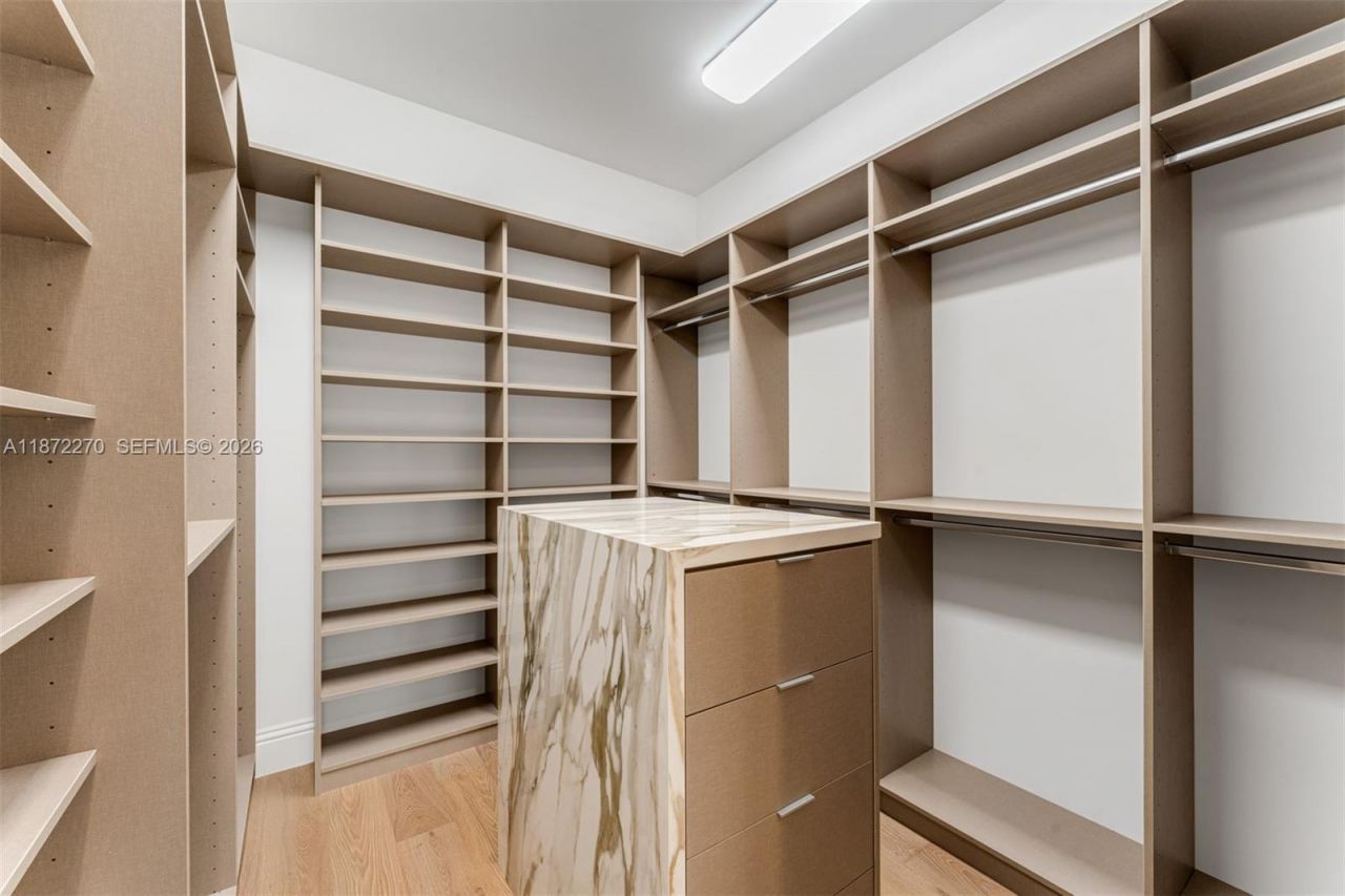 9445 SW 72nd Ct, Pinecrest, FL 33156 Photo