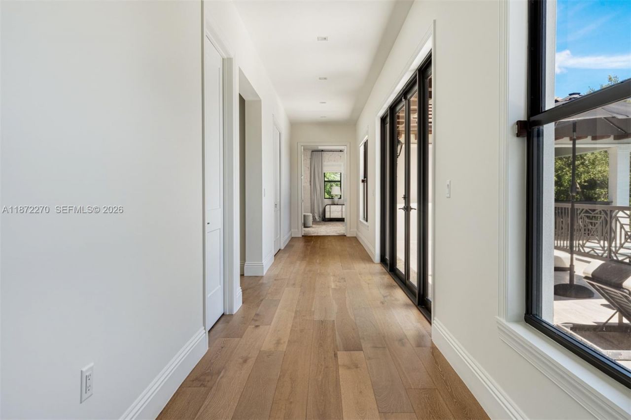 9445 SW 72nd Ct, Pinecrest, FL 33156 Photo