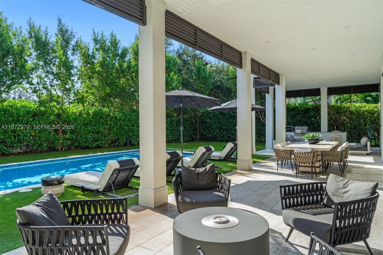 9445 SW 72nd Ct, Pinecrest, FL 33156 Photo