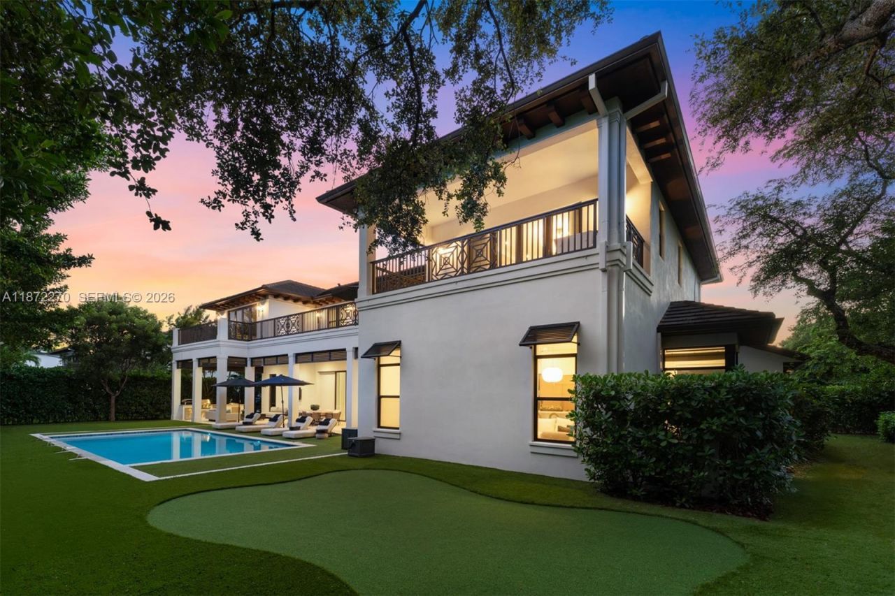 9445 SW 72nd Ct, Pinecrest, FL 33156 Photo