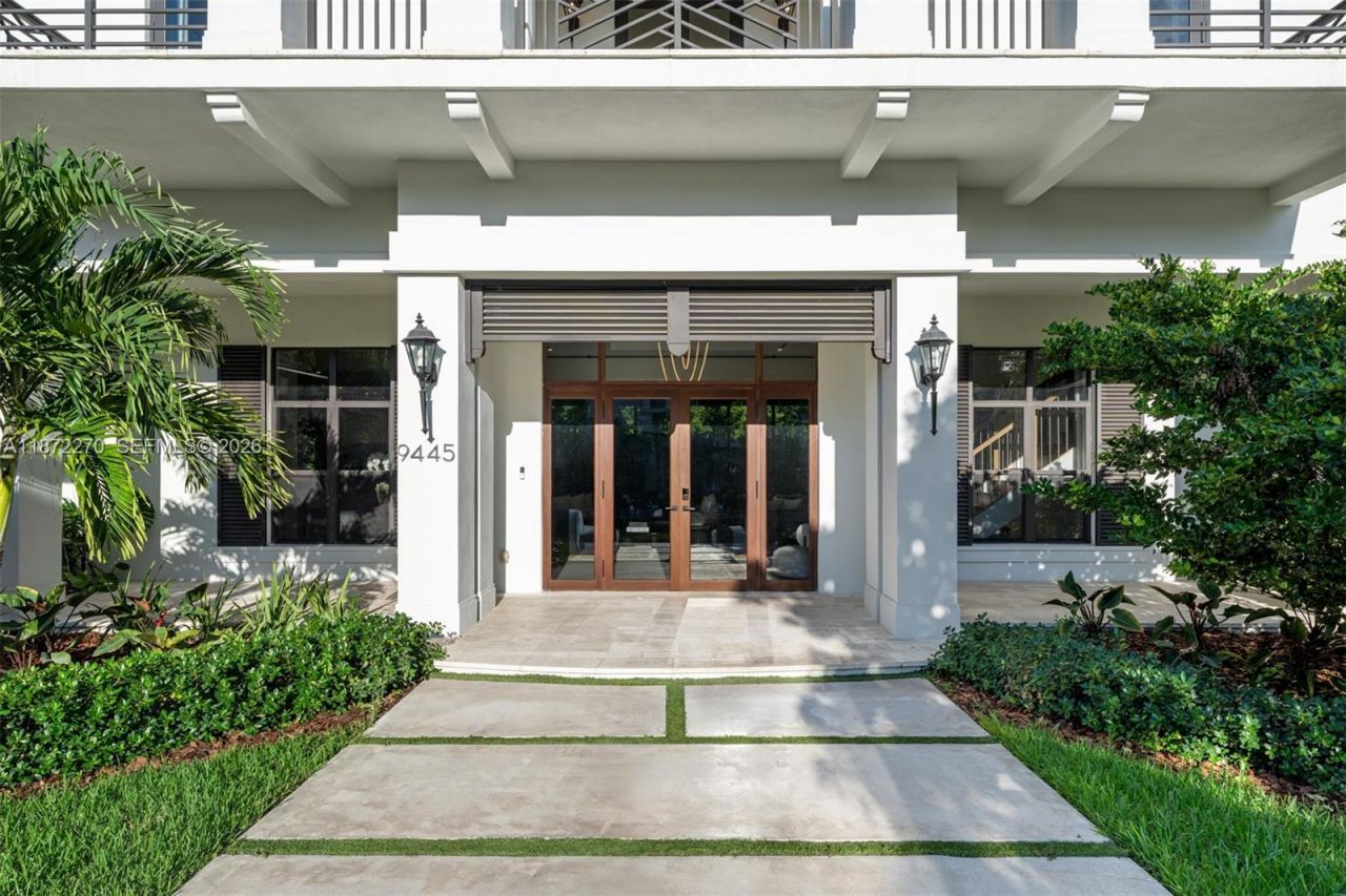 9445 SW 72nd Ct, Pinecrest, FL 33156 Photo