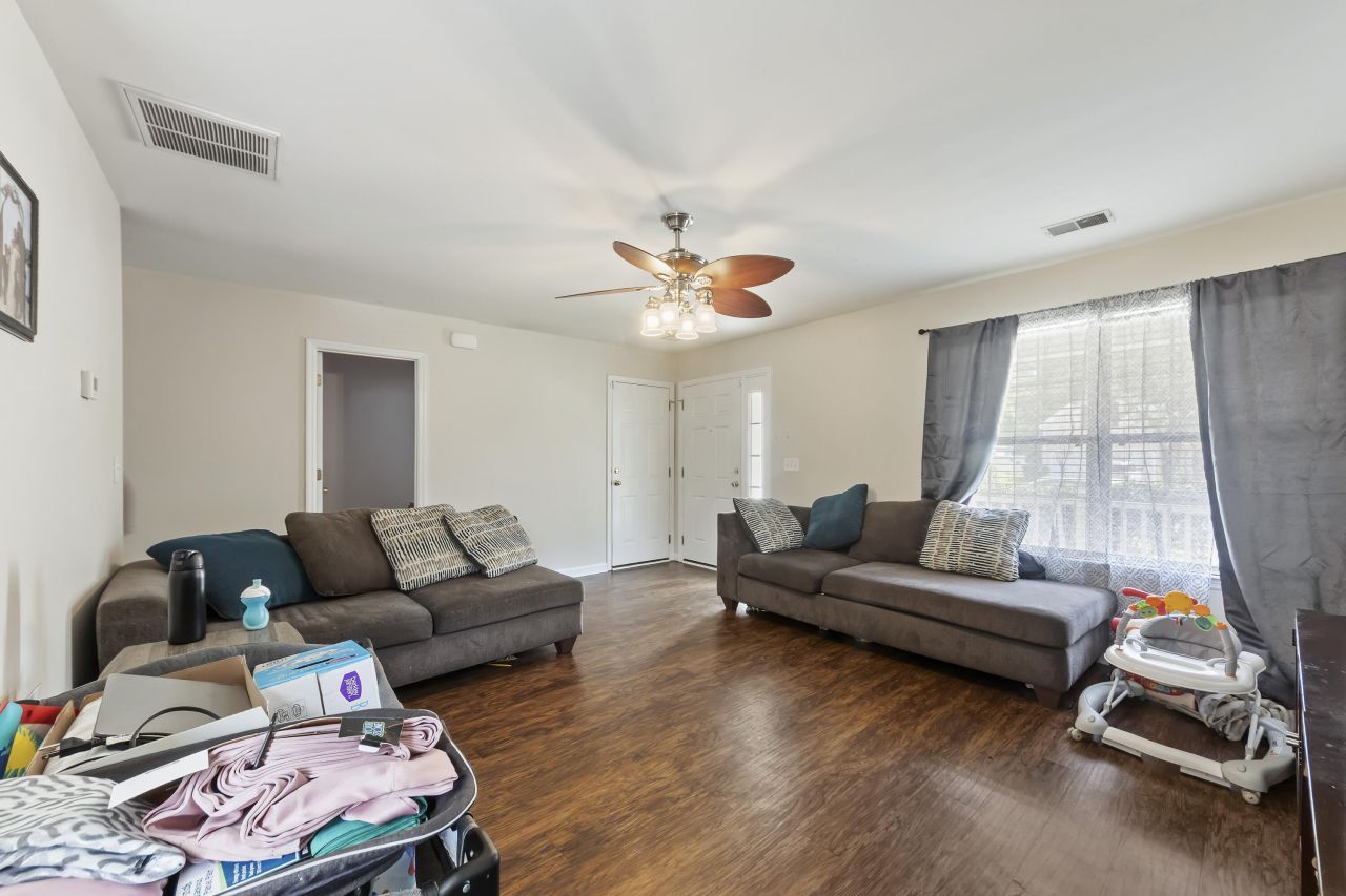 9041 Fieldstone Trace Photo 6