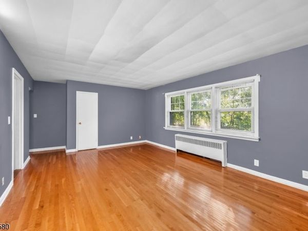 6 gainesborough, Unit 1B, River Edge, NJ 07661