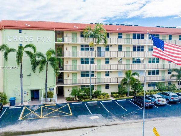 5300 NE 24th Ter, Unit 422C, Fort Lauderdale, FL 33308