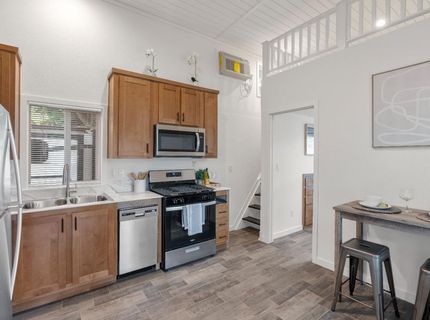 5878 Garlic Farms Dr #9, Gilroy, CA 95020 Photo