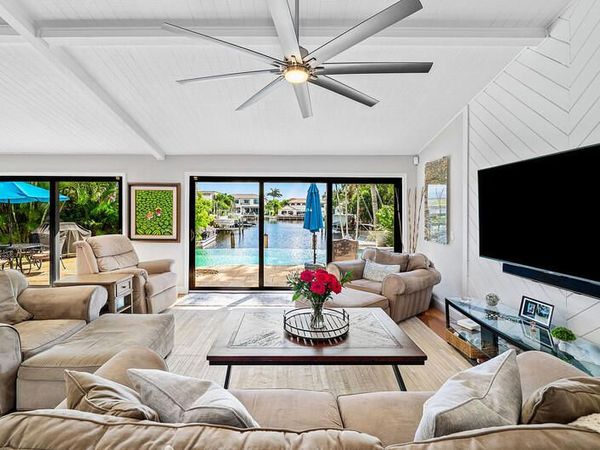 3026 NE 6th Drive, Boca Raton, FL 33431