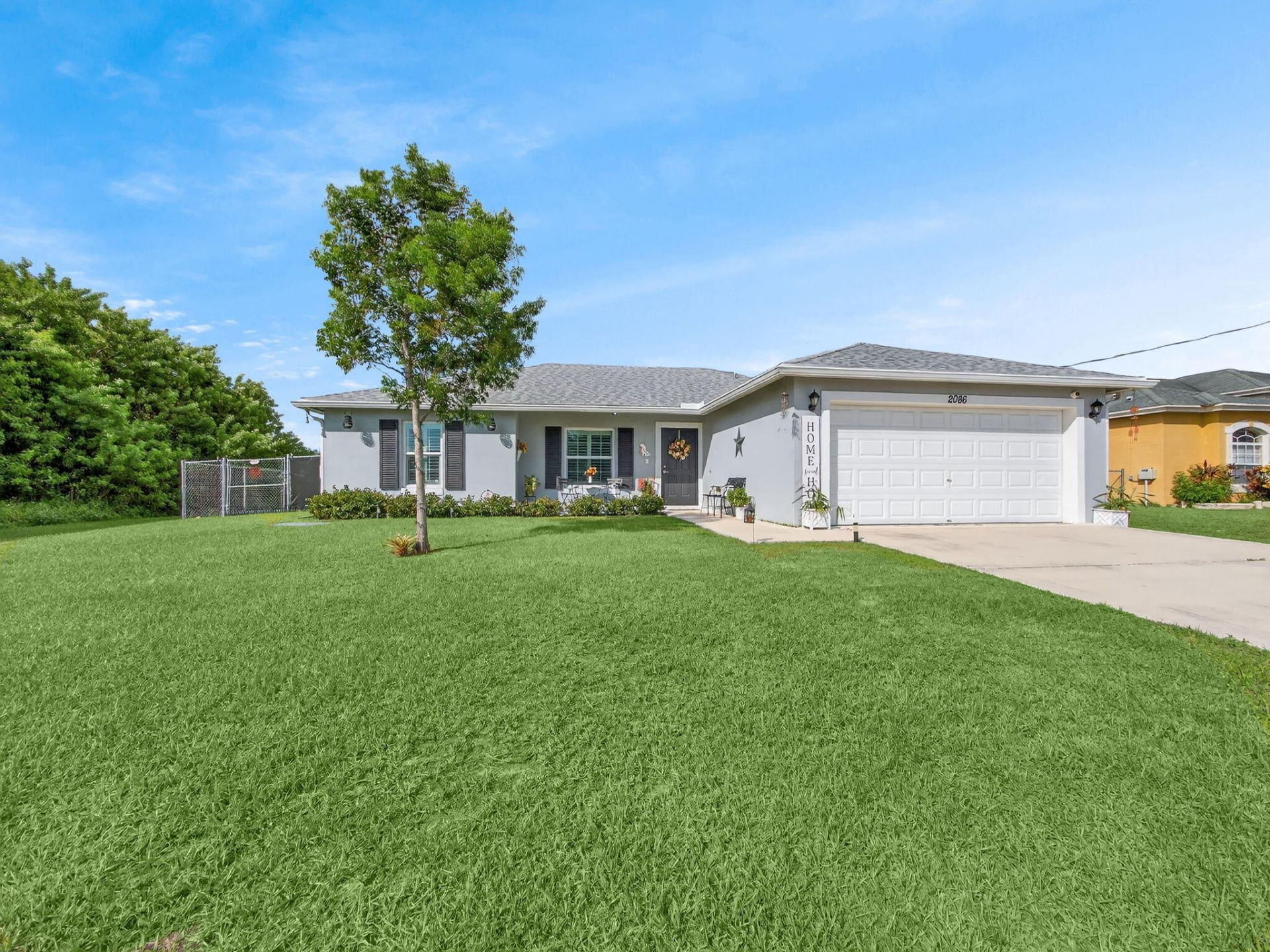 2086 SW Monterrey Lane, Port Saint Lucie, FL 34953 Photo