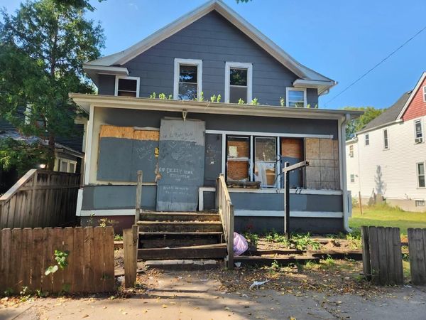 3042 15th Avenue S, Minneapolis, MN 55407