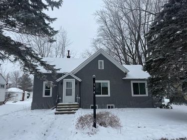 114 2nd Street SE, Blooming Prairie, MN 55917