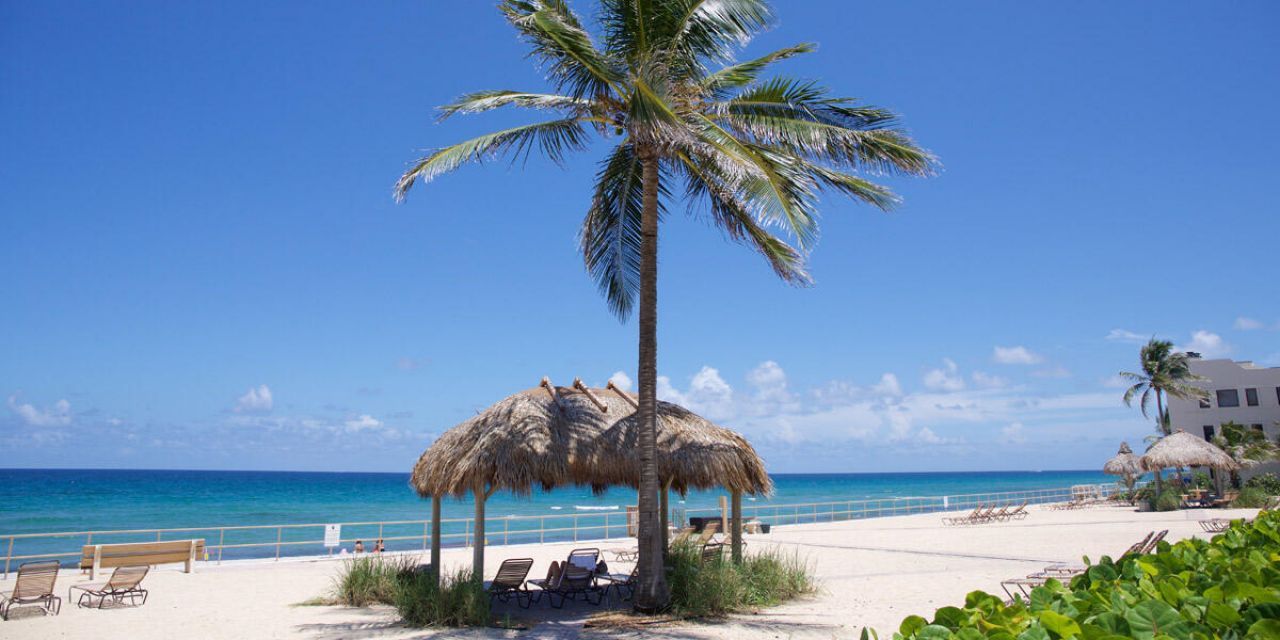 1225 Hillsboro Mile, Unit B2, Hillsboro Beach, FL 33062 Photo