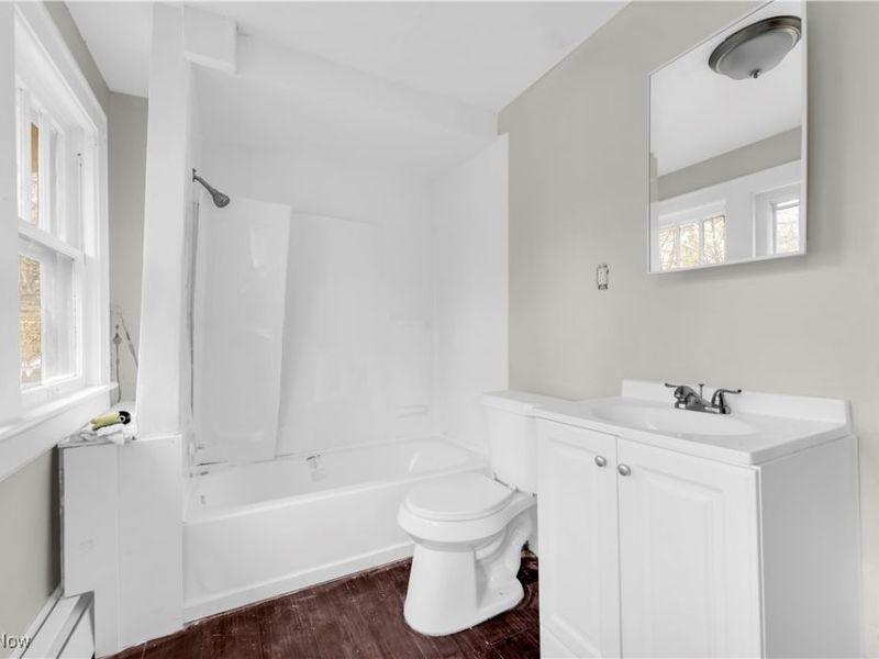 908 Stadelman Avenue, Akron, OH 44320 Photo 3