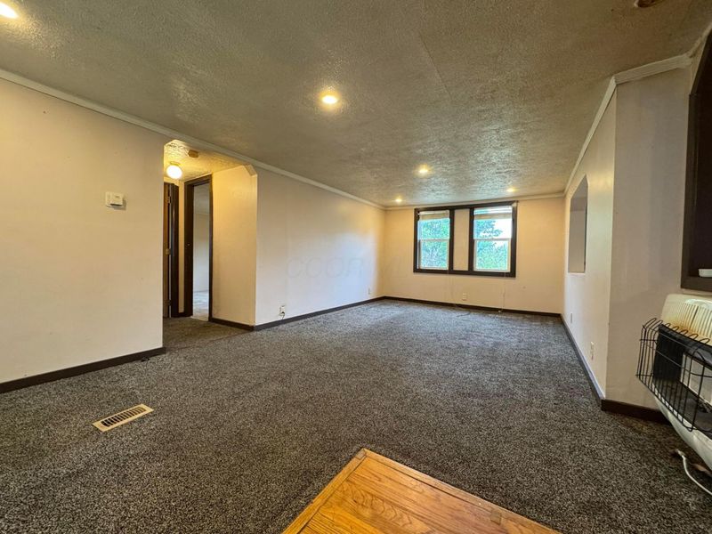 10527 Garrett Road SW, Amanda, OH 43102 Photo 3