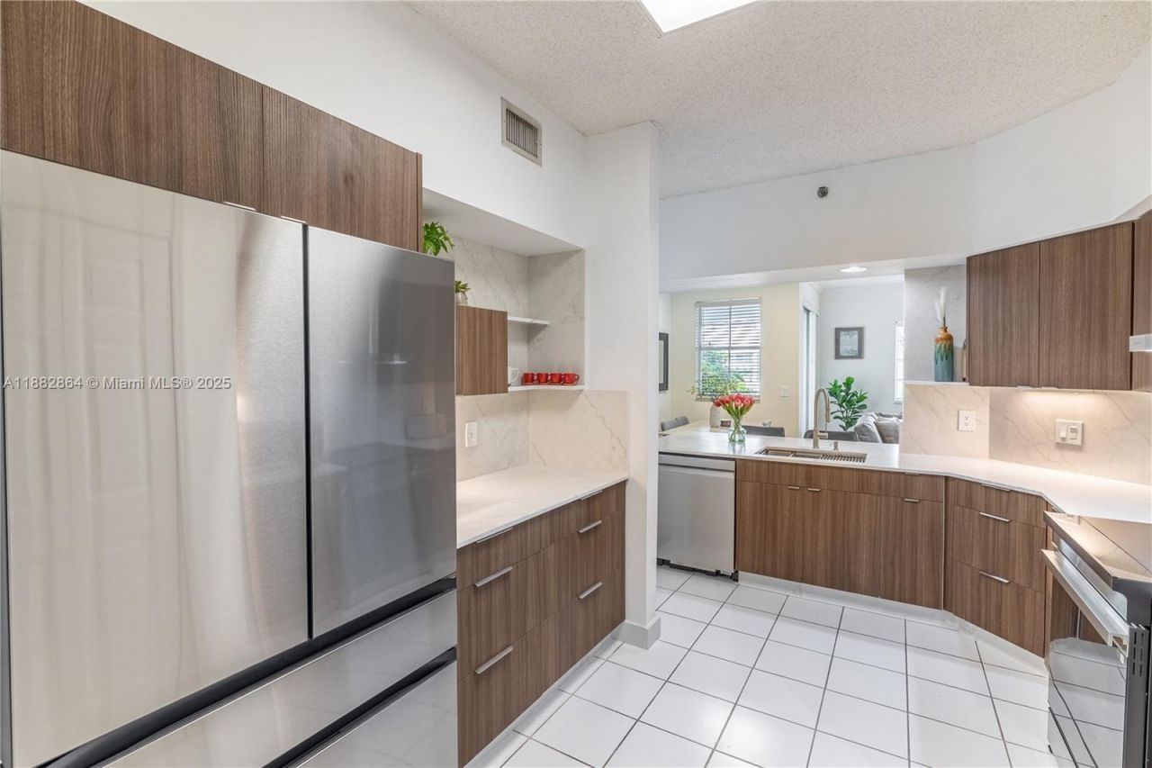 3255 NE 184th St, Unit 12217, Aventura, FL 33160 Photo