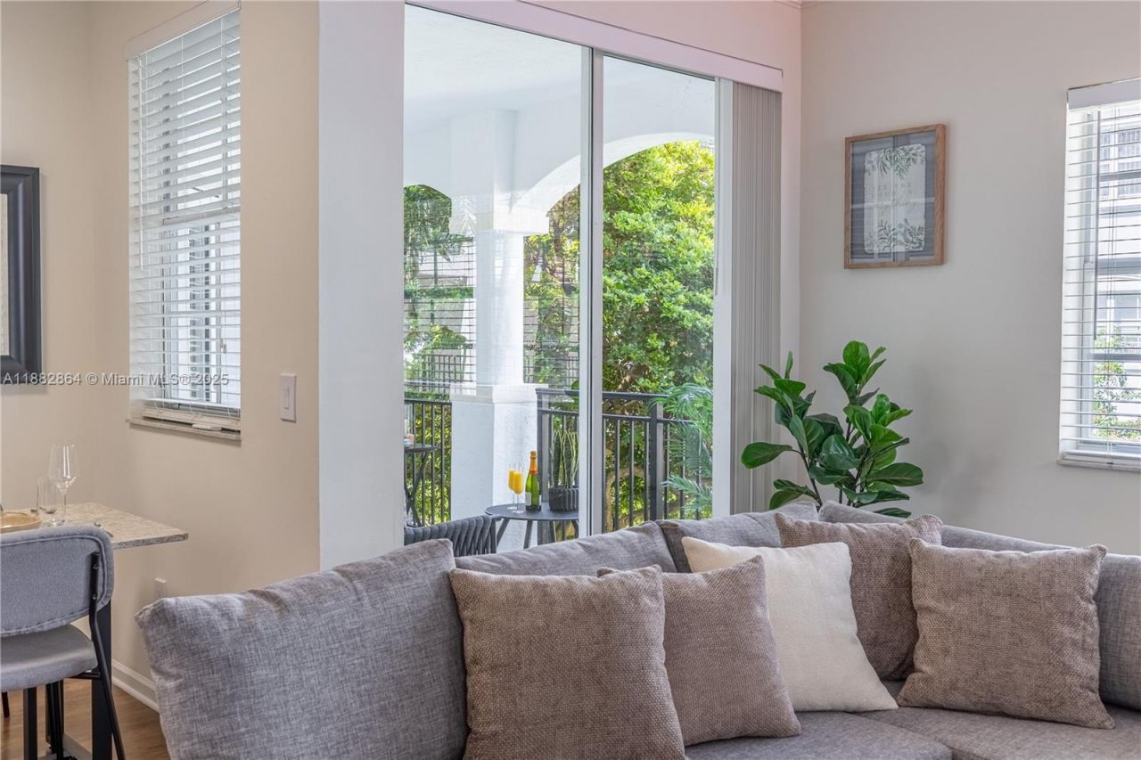 3255 NE 184th St, Unit 12217, Aventura, FL 33160 Photo