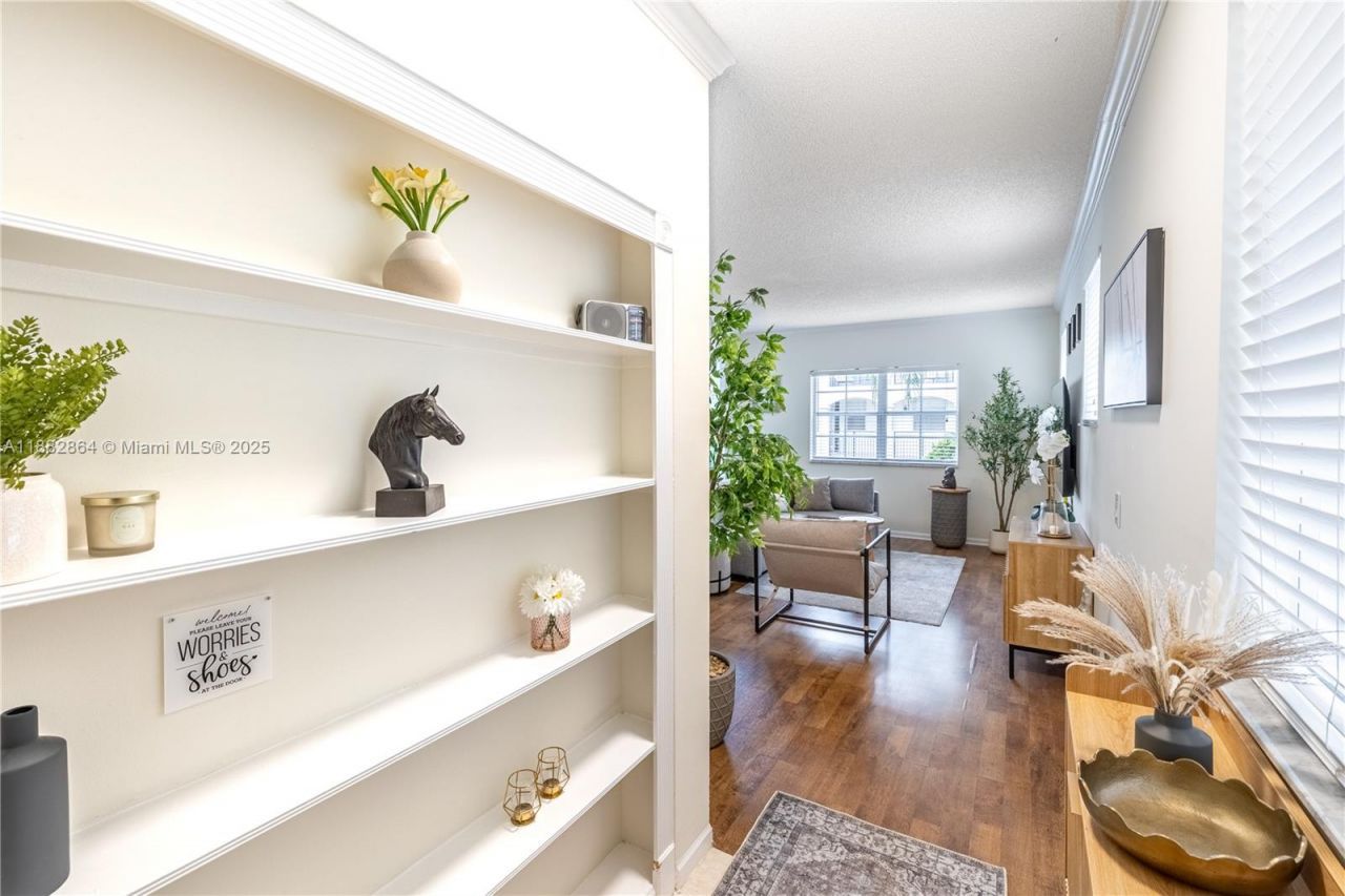 3255 NE 184th St, Unit 12217, Aventura, FL 33160 Photo