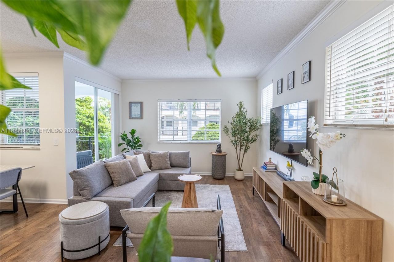 3255 NE 184th St, Unit 12217, Aventura, FL 33160 Photo