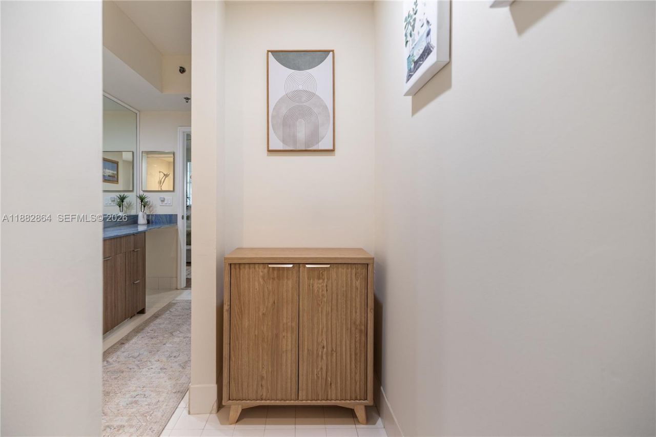 3255 NE 184th St, Unit 12217, Aventura, FL 33160 Photo