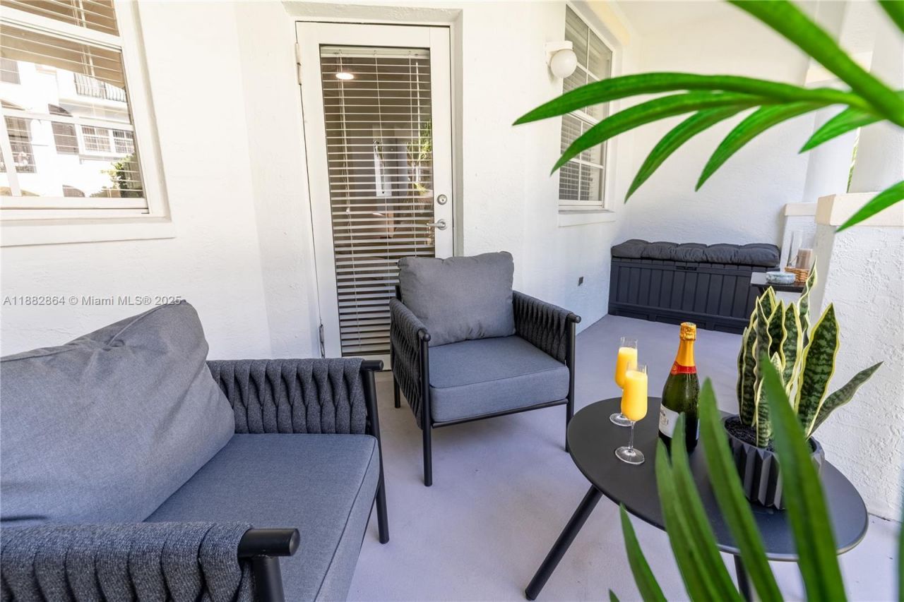 3255 NE 184th St, Unit 12217, Aventura, FL 33160 Photo
